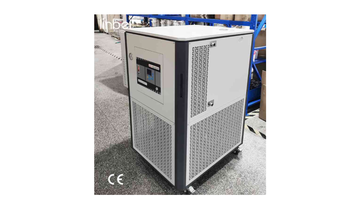 实验室中高低温一体机操作特性！